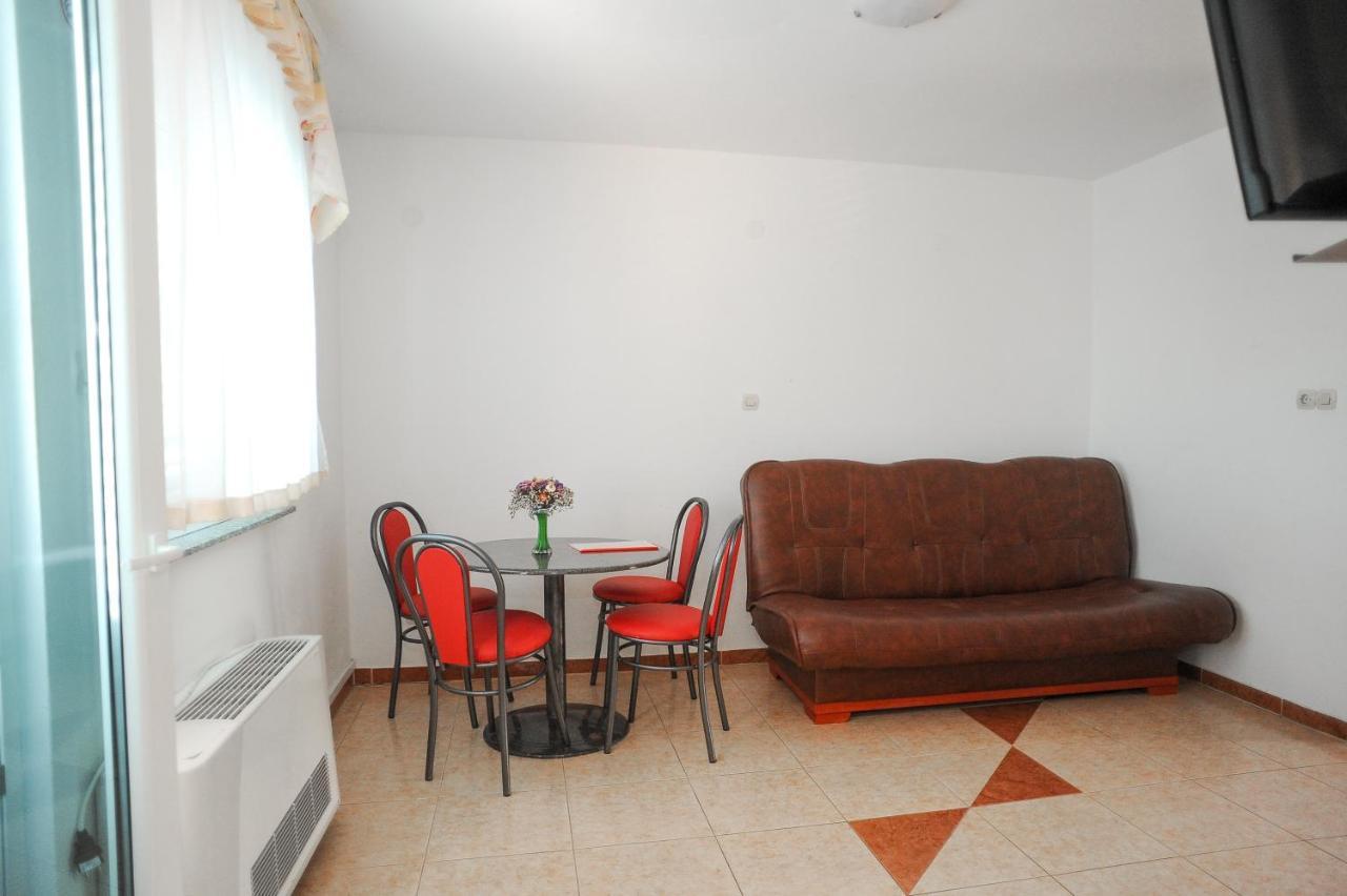 Apartmani Vila #YOK Dış mekan fotoğraf